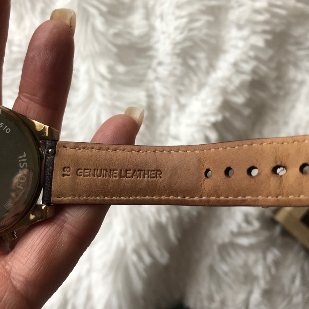 FOSSIL WATCH - Picture 6 of 6